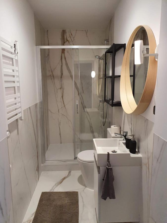 Takie Studio, Ze Zal Nie Wynajac Łódź Extérieur photo