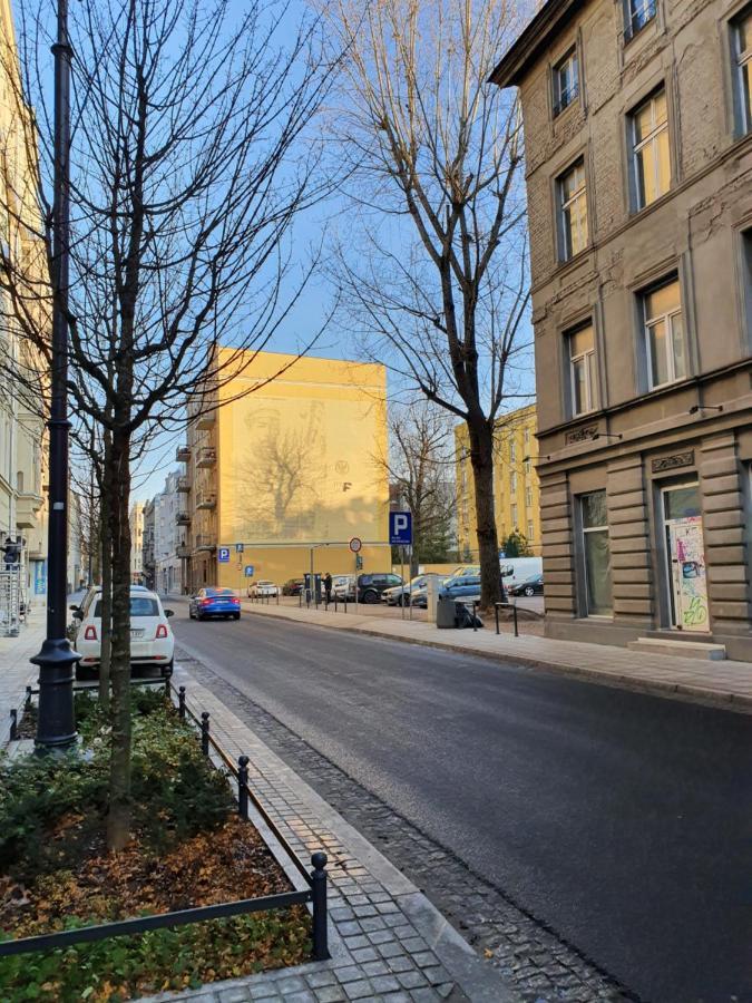 Takie Studio, Ze Zal Nie Wynajac Łódź Extérieur photo